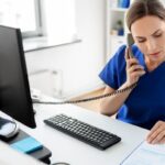 Cómo se gestiona una baja laboral y quién se encarga del trámite