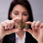 Qué es la brecha salarial de género: causas, consecuencias y soluciones